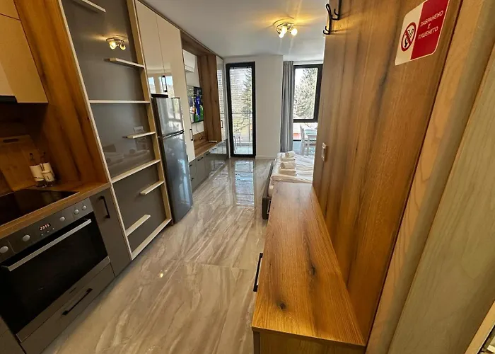 Aria 4 アパート *